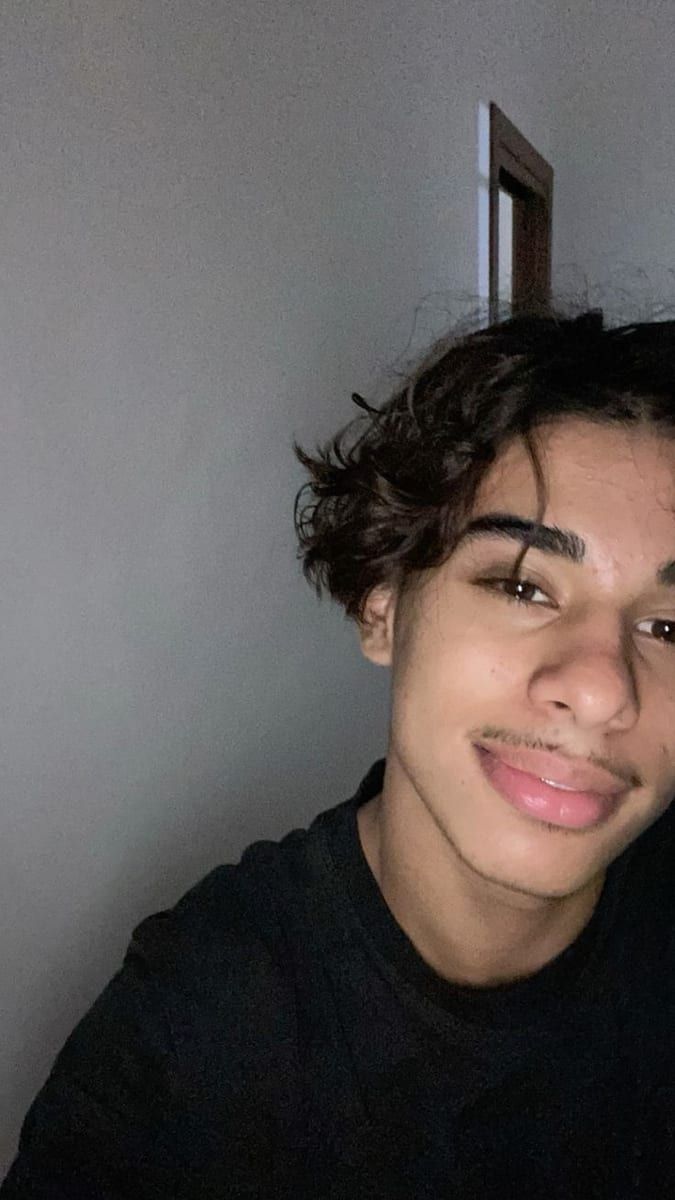 Profil de Charles-marie